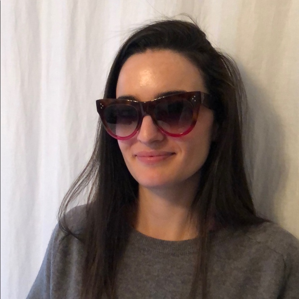 CELINE SUNNIES - RED & TORTOISE OMBRÉ - LIKE NEW!